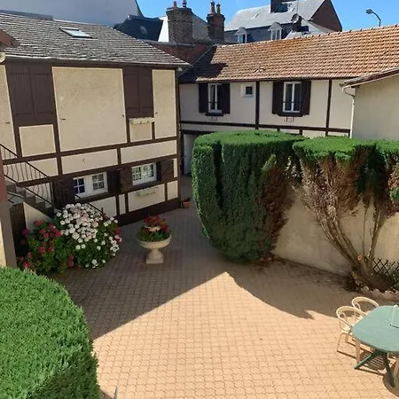 Apartamento De L'hippodrome *